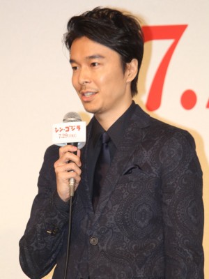 長谷川博己、『シン・ゴジラ』完成報告会見に登壇