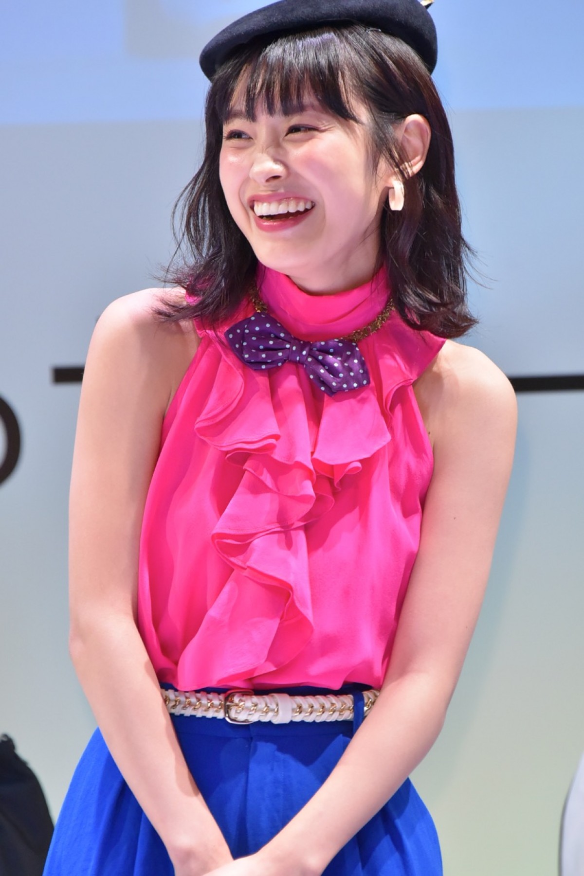 高橋愛、モー娘。曲『恋愛レボリューション21』でランウェイを闊歩！ 