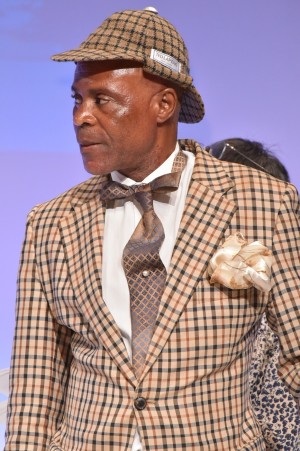 コンゴのオシャレ集団＝SAPEUR（サプール）、「～ミレストで日本を旅するサプール～コラボバッグ発売記念イベント」に出席