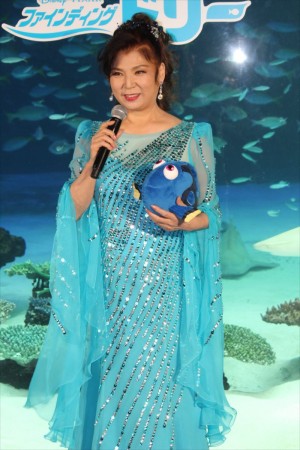 『ファインディング・ドリー』大ヒット記念ライブイベントに出席した八代亜紀