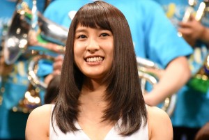 土屋太鳳、『青空エール』完成披露舞台挨拶に登場　