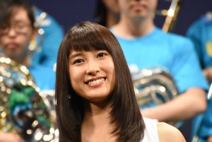 土屋太鳳、『青空エール』完成披露舞台挨拶に登場　