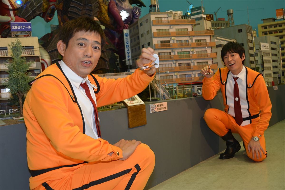 博多華丸・大吉、超巨大ウルトラマンに興奮！「青森のねぶたみたい」