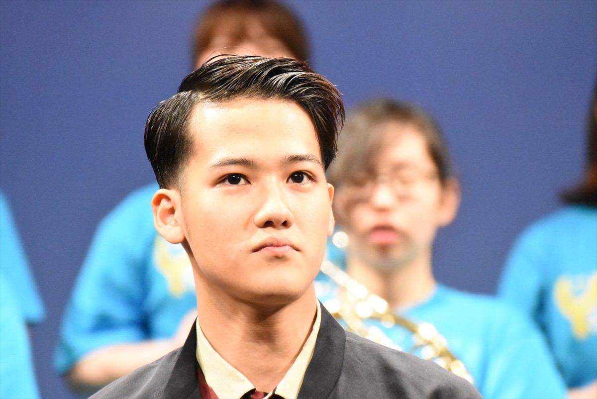 土屋太鳳、竹内涼真との身長差キスシーンは「ラブという名のアクション」 