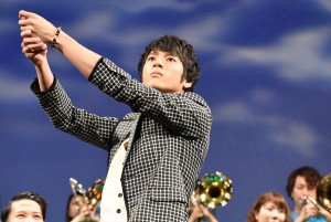 山田裕貴、『青空エール』完成披露舞台挨拶に登場　