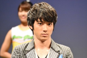 山田裕貴、『青空エール』完成披露舞台挨拶に登場　