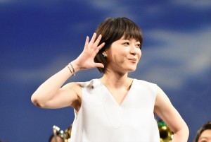 上野樹里、『青空エール』完成披露舞台挨拶に登場　