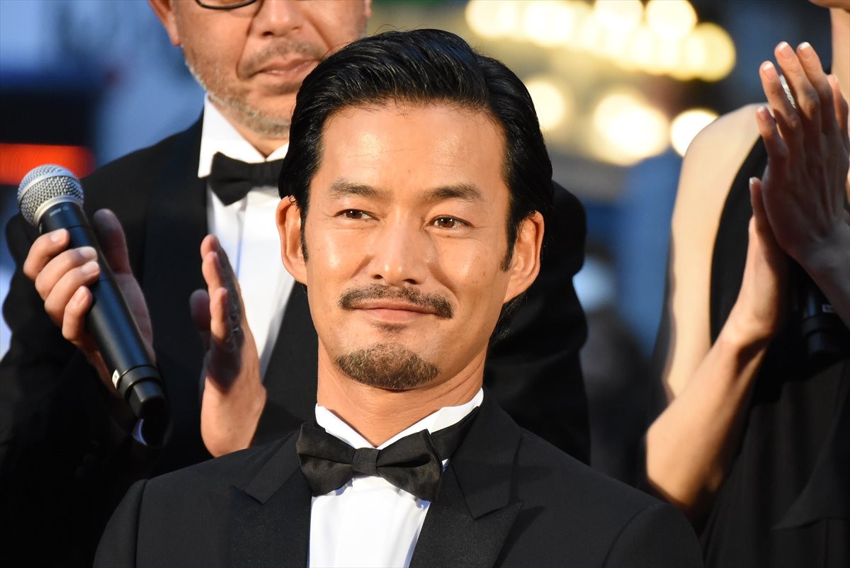 長谷川博己、“小さいモンスター”ではなく「ゴジラを追いかけたい！」