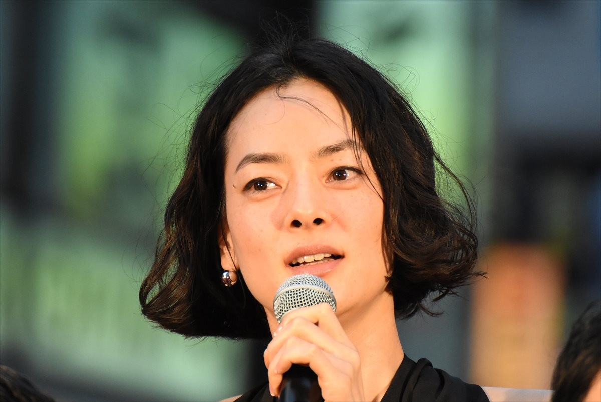 長谷川博己、“小さいモンスター”ではなく「ゴジラを追いかけたい！」