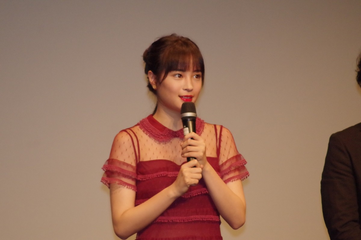 広瀬すず、『ちはやふる』をひっさげ韓国初訪問！ 「妖精のよう」現地ファン歓喜