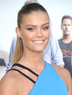 ニーナ・アグダル、Nina Agdal