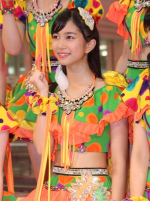 こぶしファクトリー「3rdシングル発売記念イベント」に出席した井上玲音