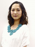 『べっぴんさん』小野明美（坂東家の女中）：谷村美月