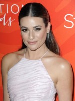 『glee』リー・ミシェル、一糸まとわぬ“健康美”を披露　元恋人“フィン”のタトゥーも