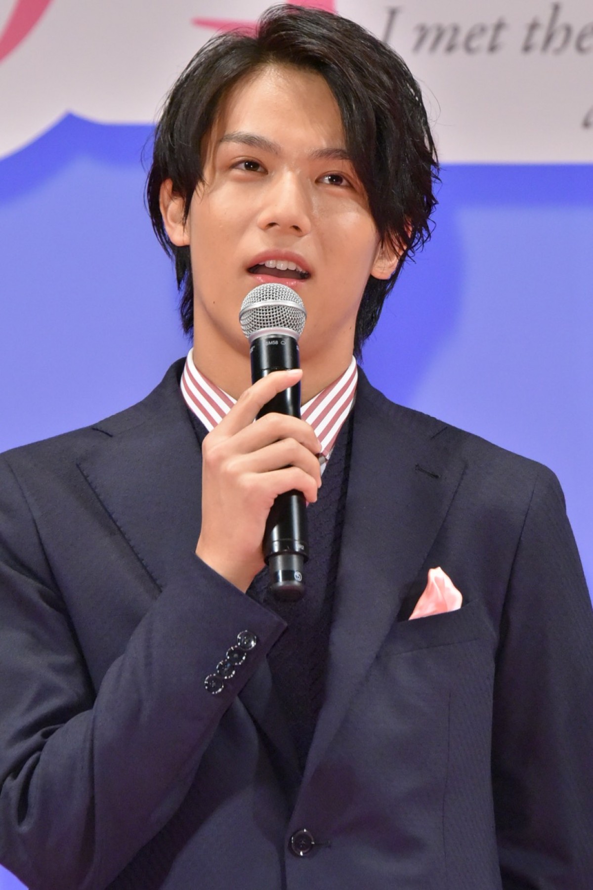 広瀬すず、山崎賢人を「無敵」と絶賛するも本人否定「敵だらけ」