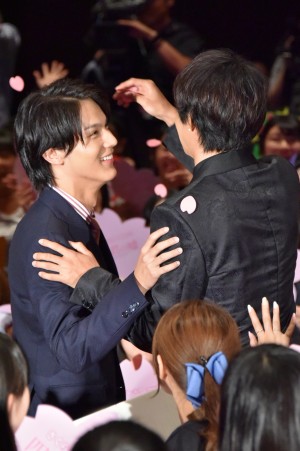 中川大志、『四月は君の嘘』完成披露試写会に登壇