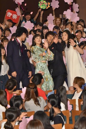 『四月は君の嘘』完成披露試写会にて