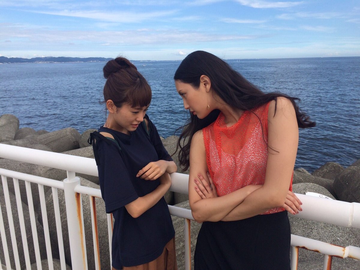 桐谷美玲と菜々緒が険悪ムード？まさかの“チュー”オチに「可愛いすぎ」の声