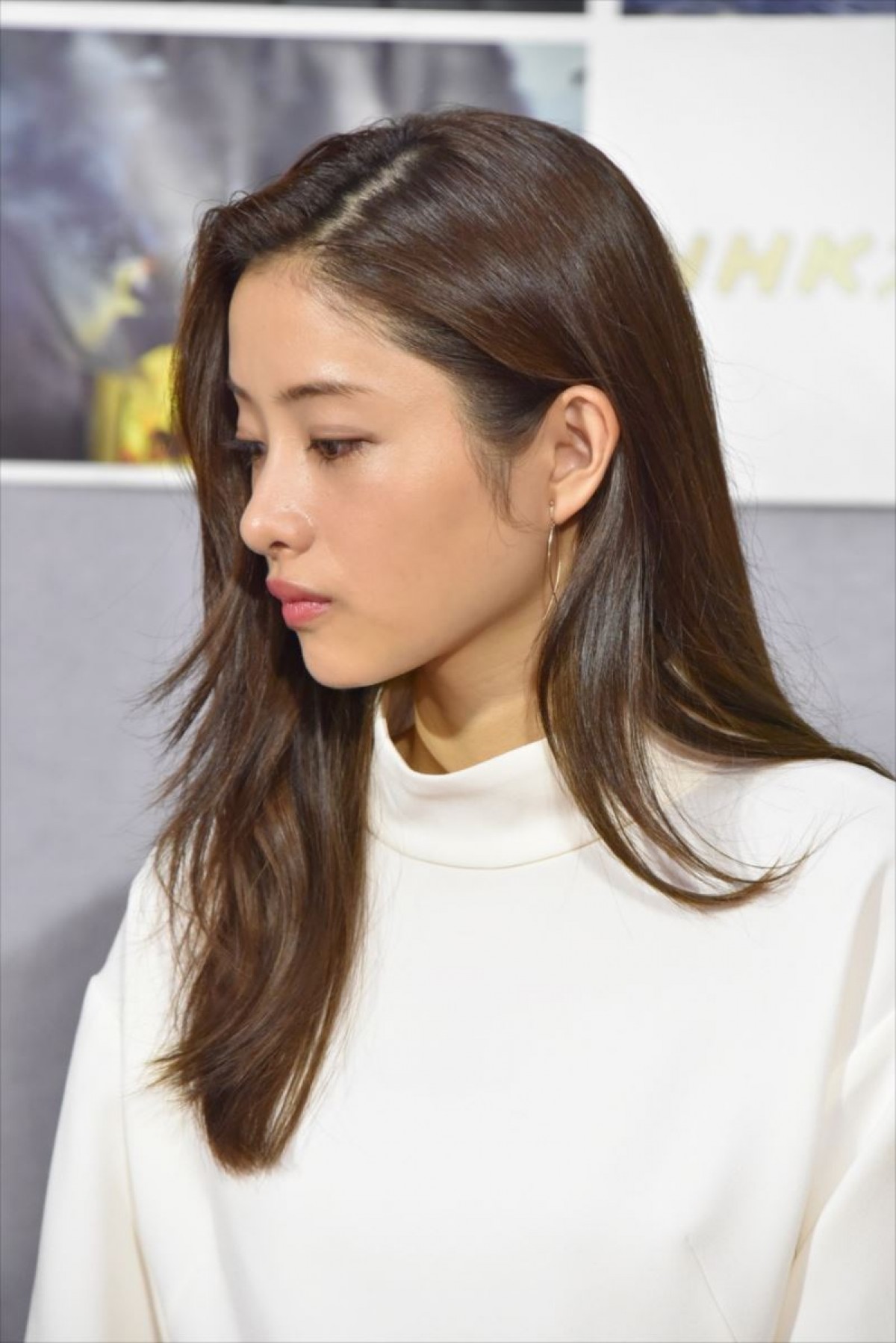 石原さとみ、「胸が苦しくなった」戦争ドラマ出演で新たな感情を知る