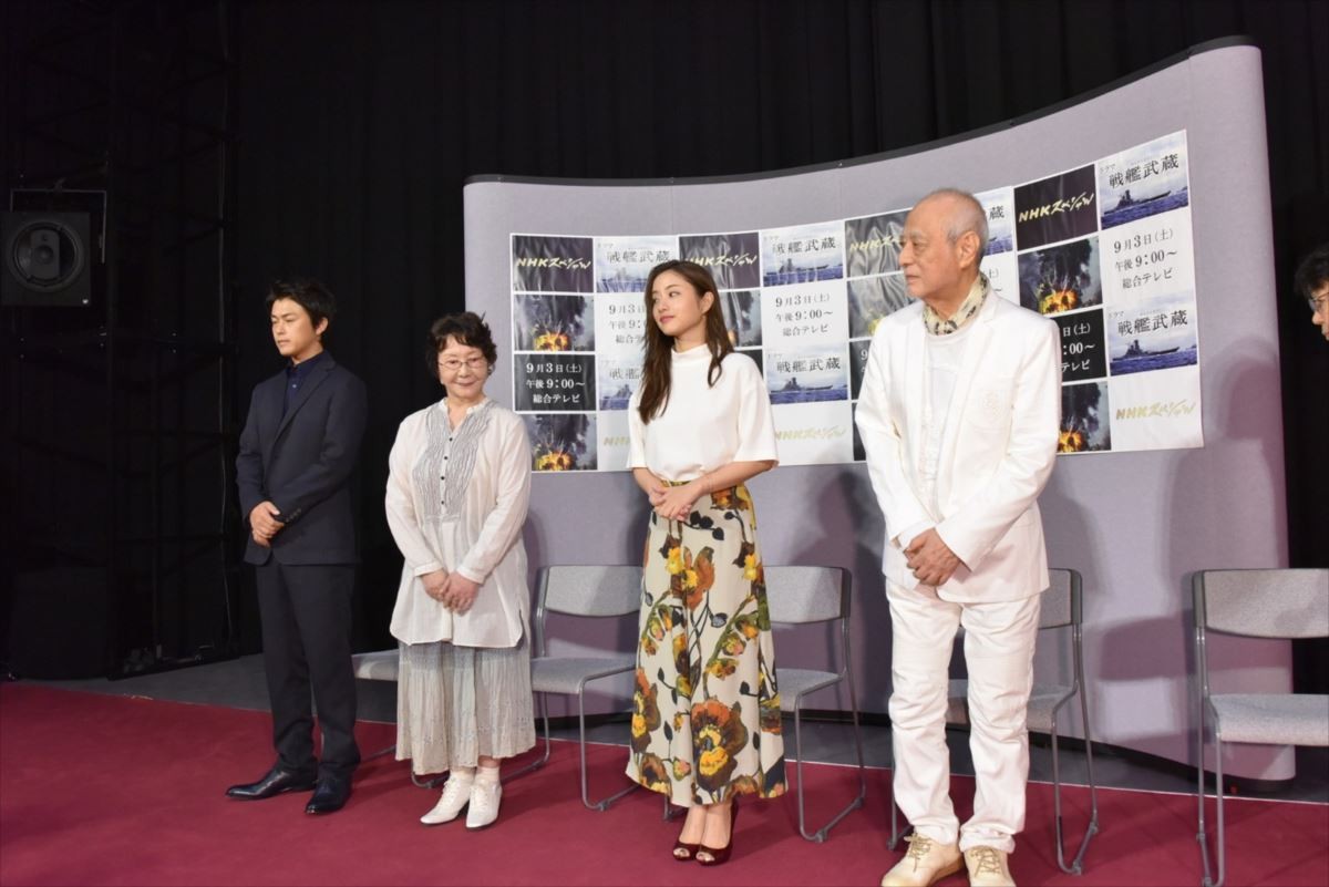 石原さとみ、「胸が苦しくなった」戦争ドラマ出演で新たな感情を知る