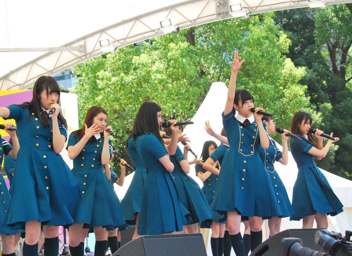 欅坂46、TIF初参戦！途中加入の長濱ねるが「サイマジョ」緑制服で登場してファン歓喜