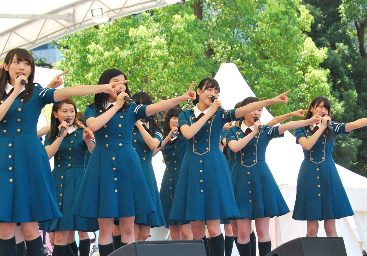 欅坂46、TIF初参戦！途中加入の長濱ねるが「サイマジョ」緑制服で登場してファン歓喜