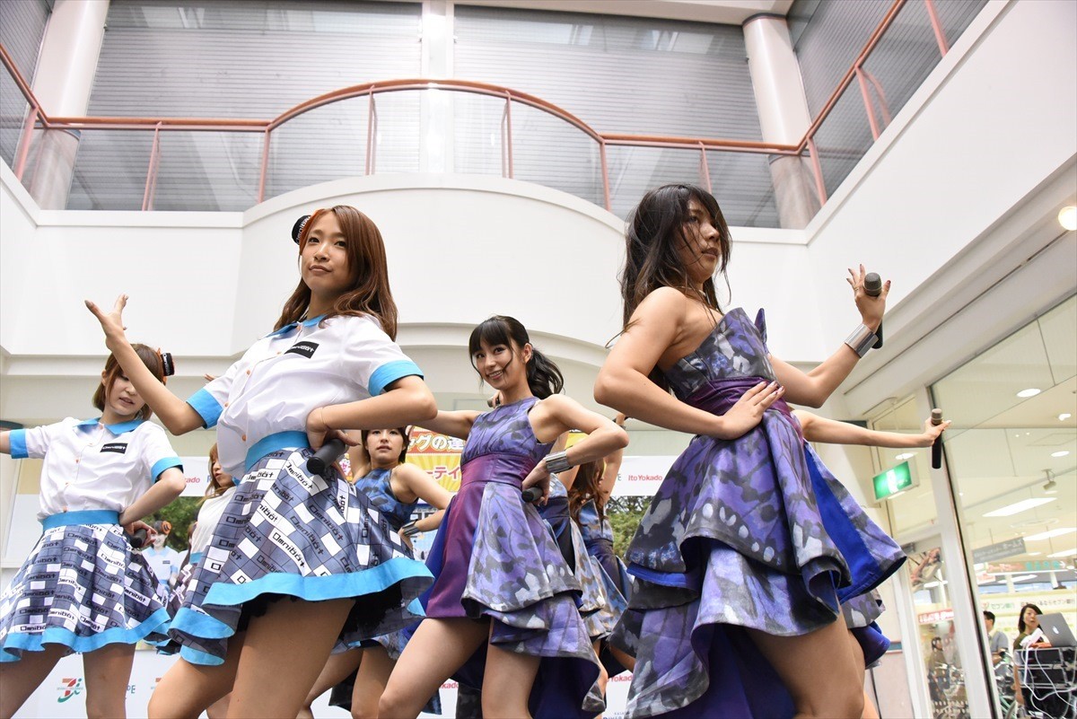 predia岡村明奈がロボット超えの「達人」に？ アイドル11名が“おやじギャグ”で対決