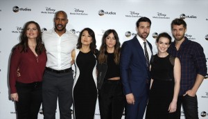 キャプテン・アメリカの恋人、ペギー・カーターを演じるヘイリー・アトウェル