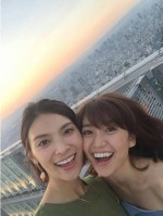 【写真】大島優子、“心友”秋元才加と笑顔ショット「大事な存在」