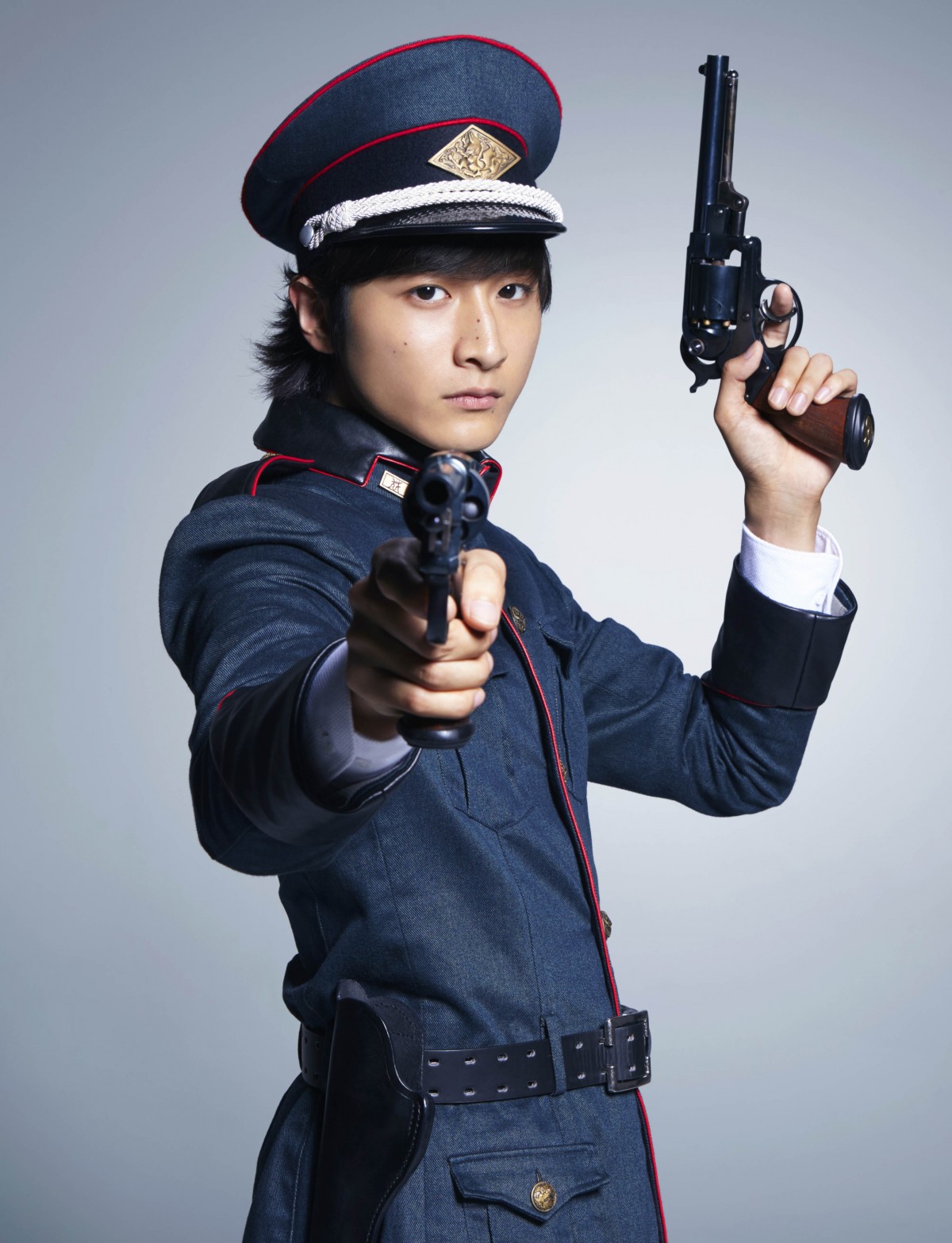 小関裕太、『曇天に笑う』映画オリジナルキャラクターで出演！2丁拳銃操る“犲”隊員役