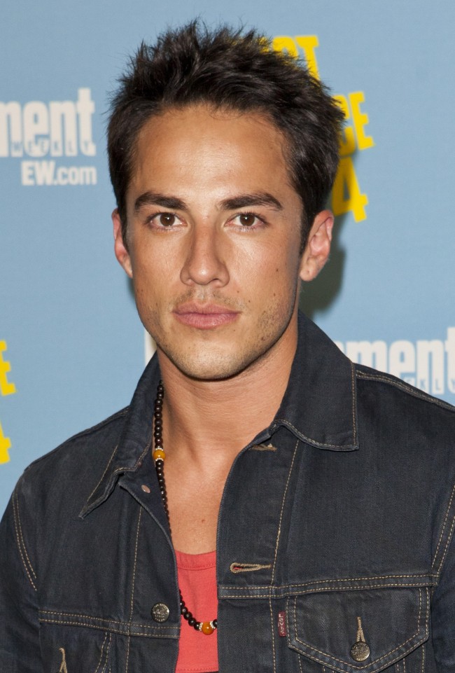 マイケル・トレヴィーノ、Michael Trevino