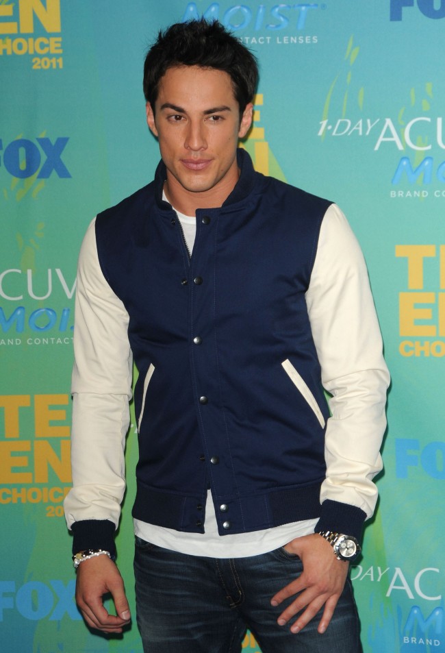 マイケル・トレヴィーノ、Michael Trevino