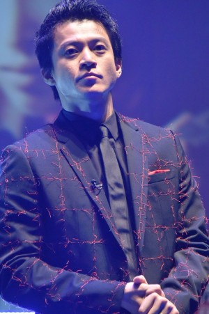 小栗旬、『髑髏城の七人』製作発表会にて