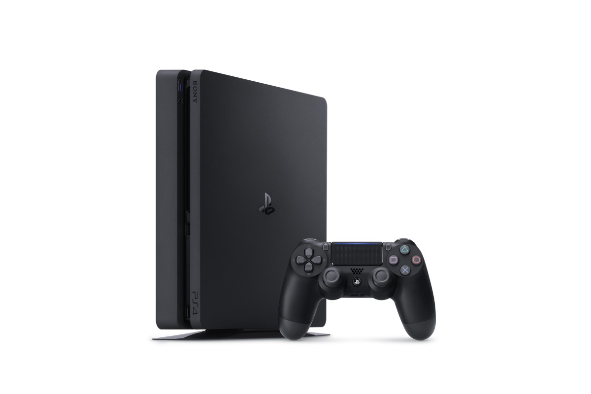  PS4、小型・軽量化の新型＆4K対応型発売！ 周辺機器も新登場