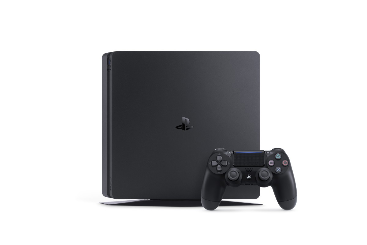  PS4、小型・軽量化の新型＆4K対応型発売！ 周辺機器も新登場