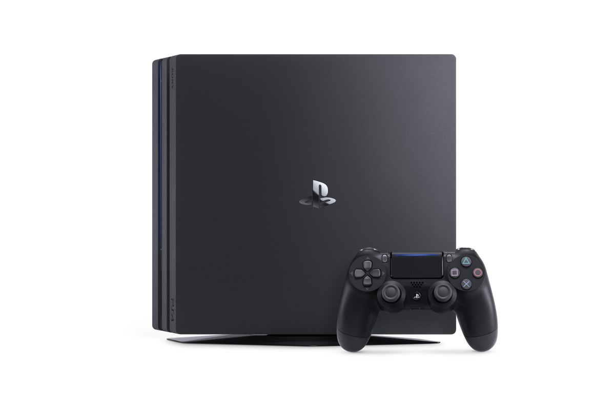  PS4、小型・軽量化の新型＆4K対応型発売！ 周辺機器も新登場
