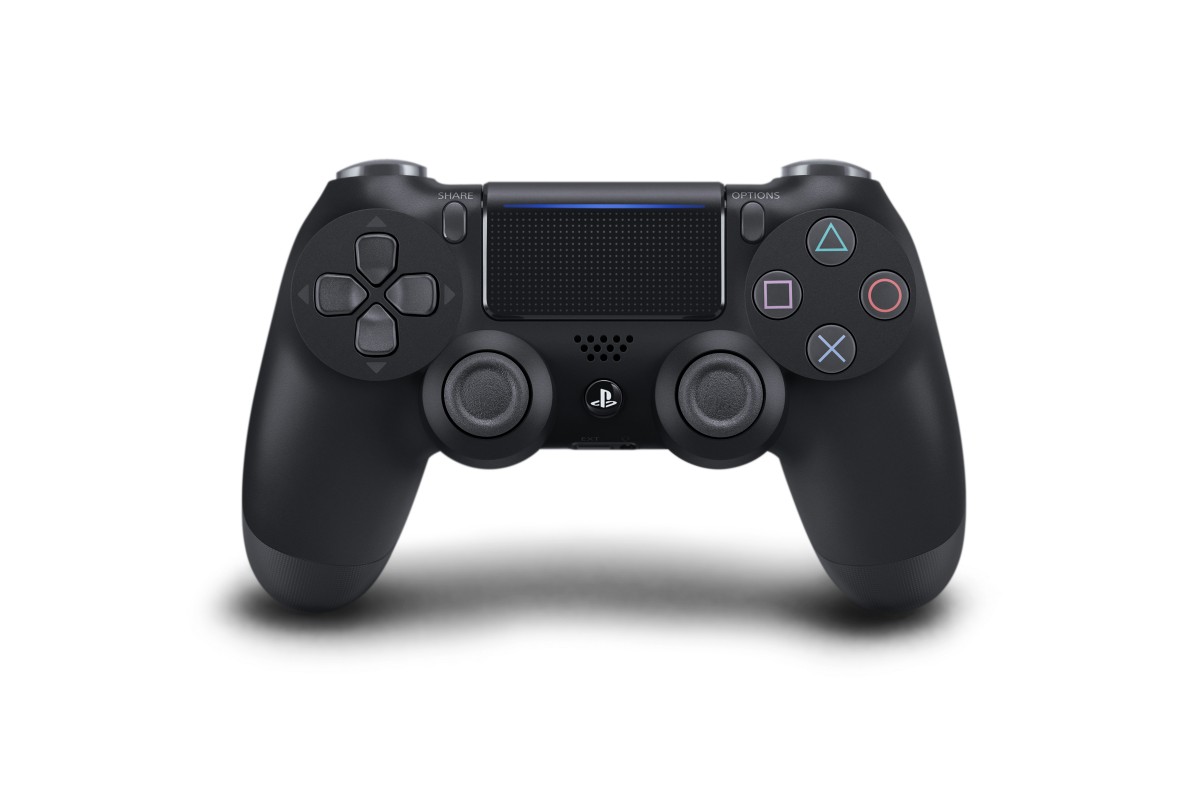  PS4、小型・軽量化の新型＆4K対応型発売！ 周辺機器も新登場