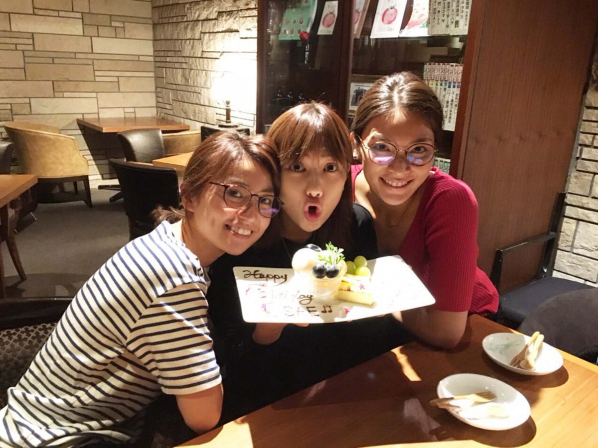 大島優子×宮澤佐江×秋元才加の“心友”3ショット!