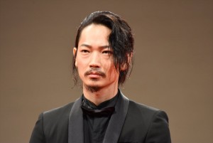 『怒り』ジャパンプレミアに登場した綾野剛