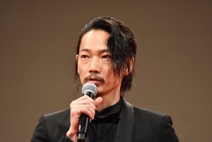 『怒り』ジャパンプレミアに登場した綾野剛