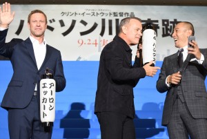 『ハドソン川の奇跡』ジャパンプレミアに出席したアーロン・エッカート、トム・ハンクス、市川海老蔵