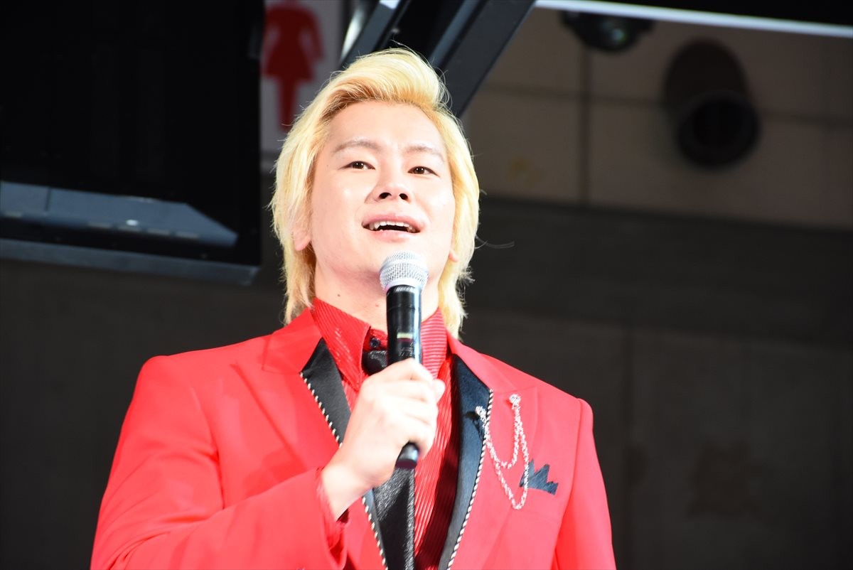 ＜TGS 2016＞カズレーザー、死にかけて強くなるサイヤ人目指す!?「スベった後にウケたい」