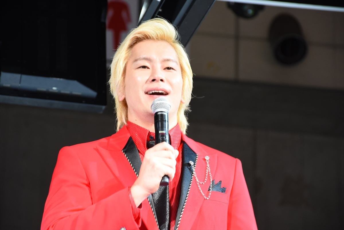 ＜TGS 2016＞カズレーザー、死にかけて強くなるサイヤ人目指す!?「スベった後にウケたい」
