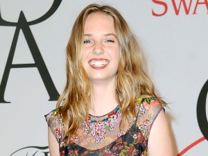 マヤ・サーマン・ホーク