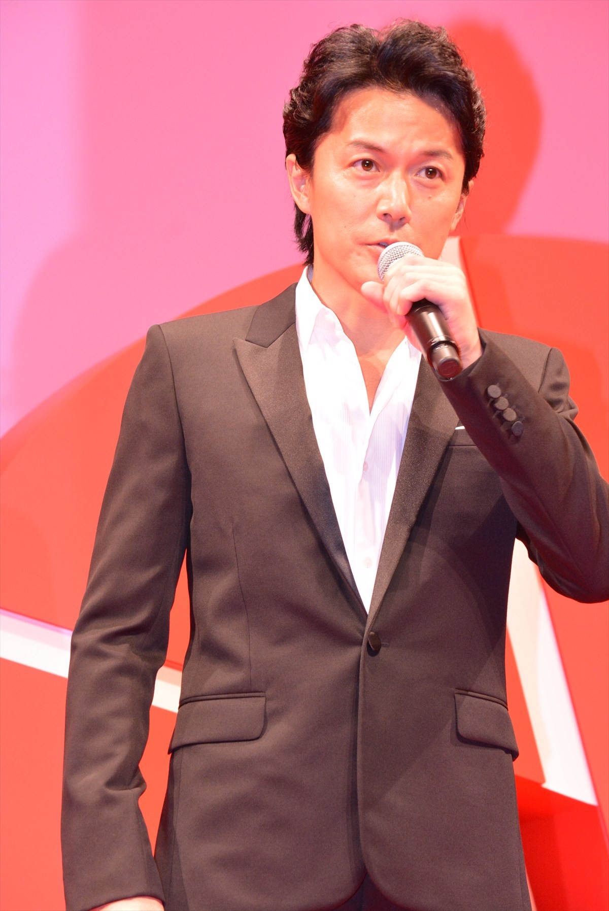 福山雅治、尾行手口に「すごく興味深い」今後のパパラッチ対策の参考に!?