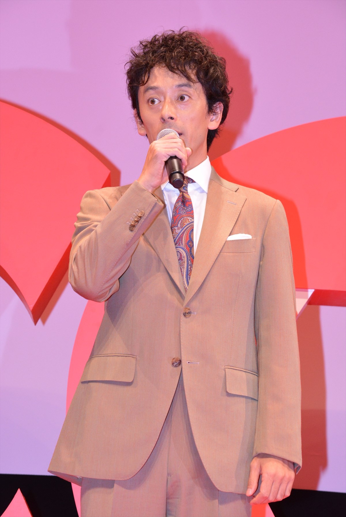 福山雅治、尾行手口に「すごく興味深い」今後のパパラッチ対策の参考に!?