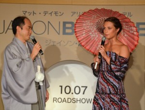 初来日のアリシア・ヴィキャンデルをアテンドする、トレンディエンジェル