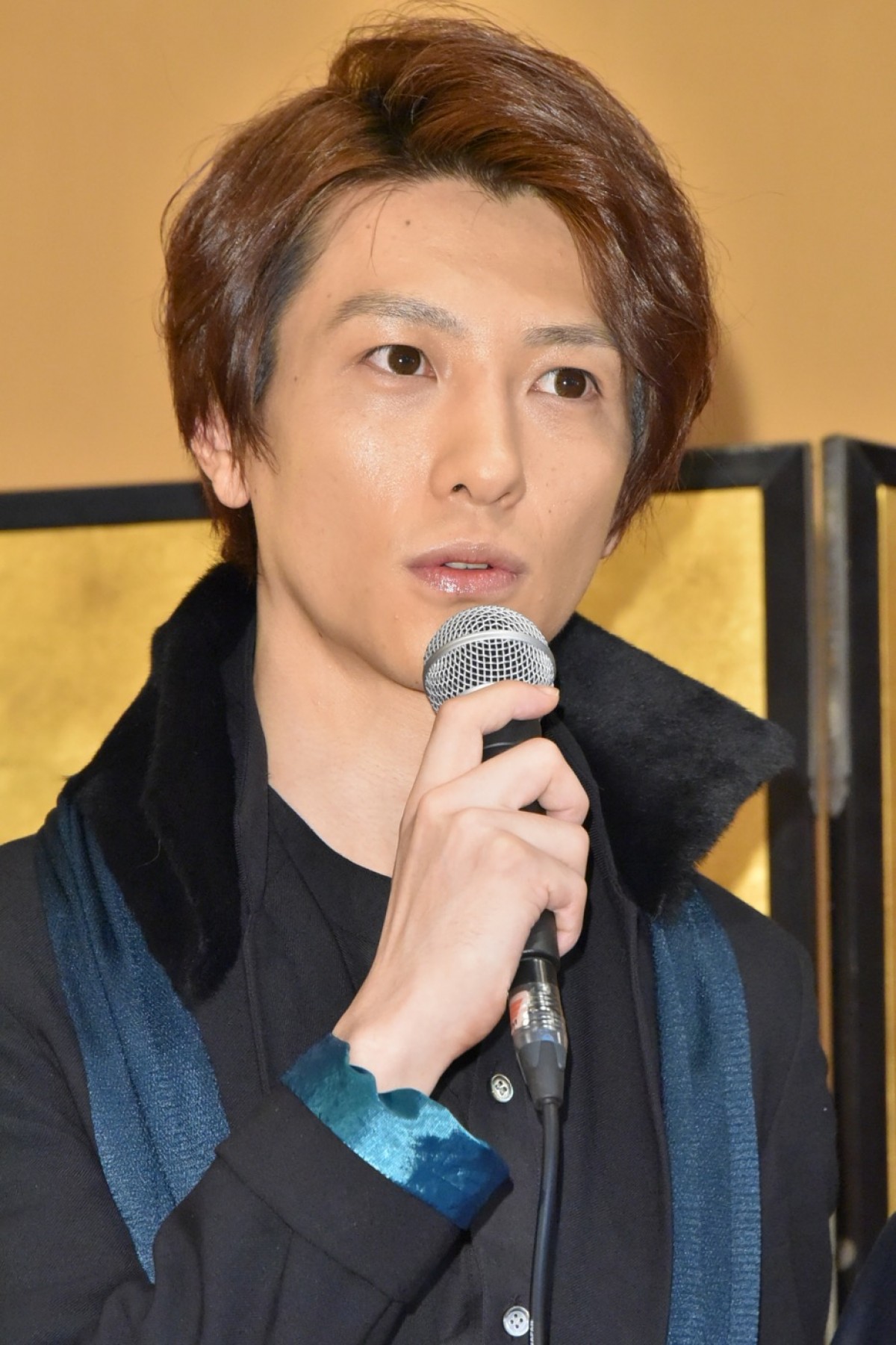 川栄李奈、SPEED島袋と婚約した早乙女友貴に続く？「オーラ吸い取ってます」