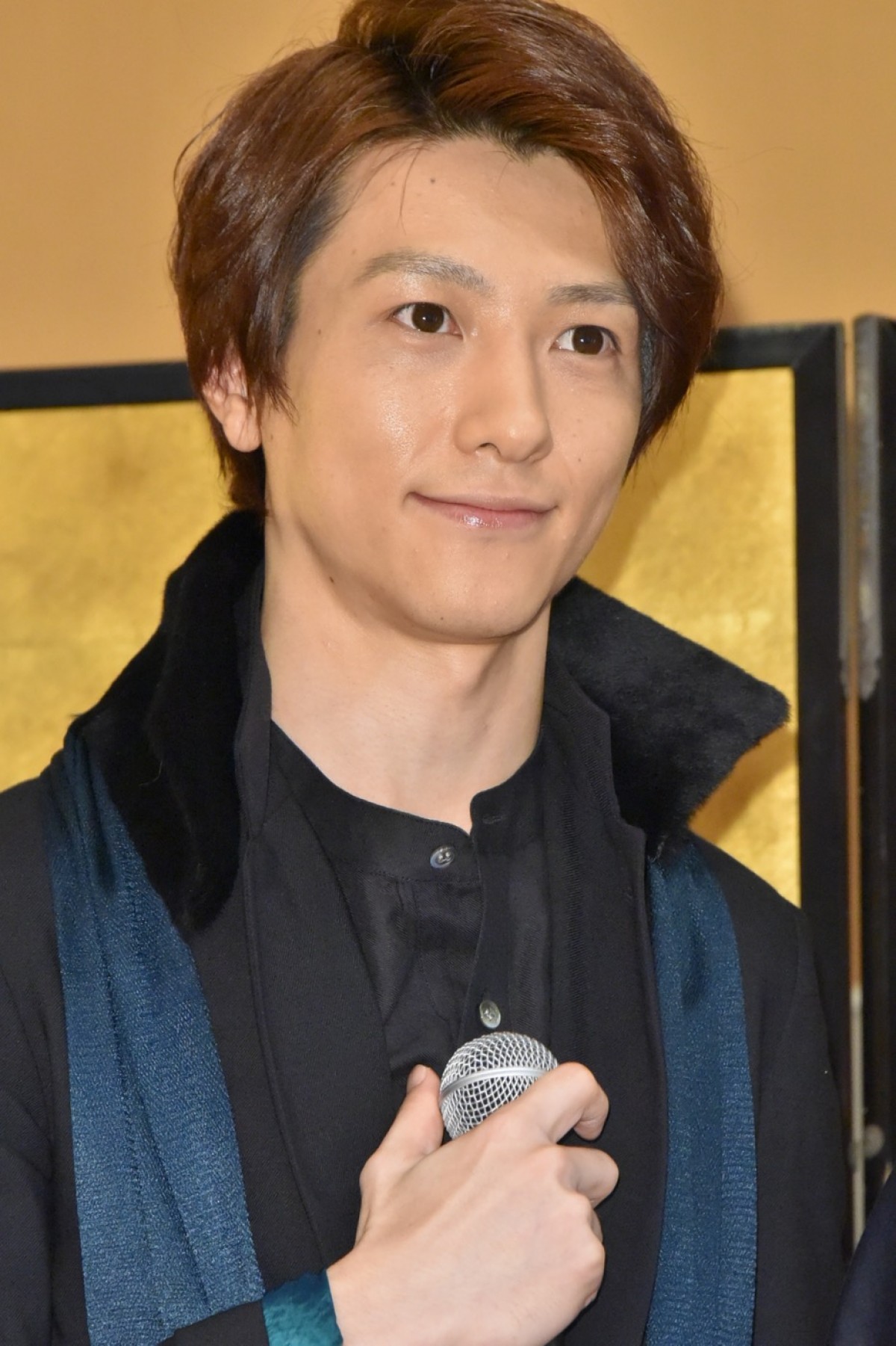 川栄李奈、SPEED島袋と婚約した早乙女友貴に続く？「オーラ吸い取ってます」