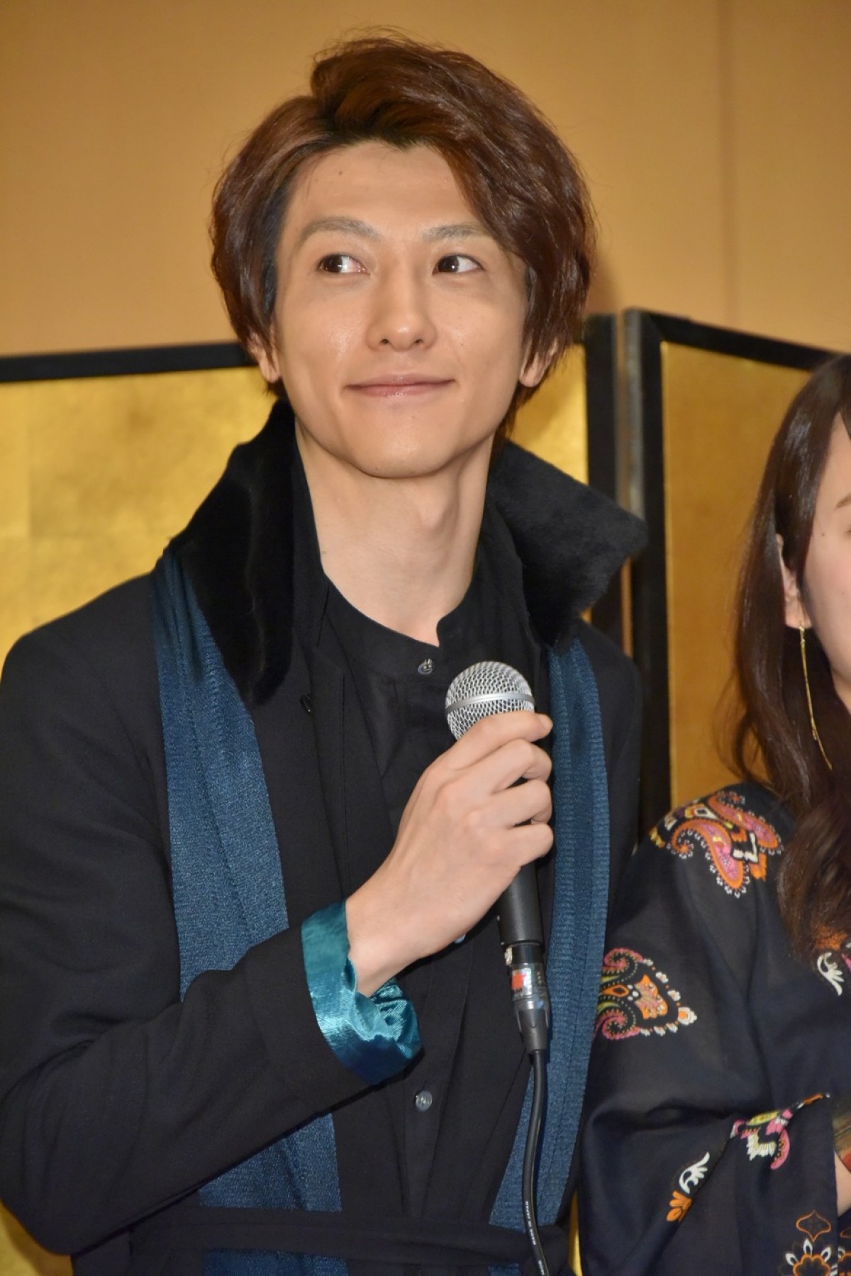川栄李奈、SPEED島袋と婚約した早乙女友貴に続く？「オーラ吸い取ってます」